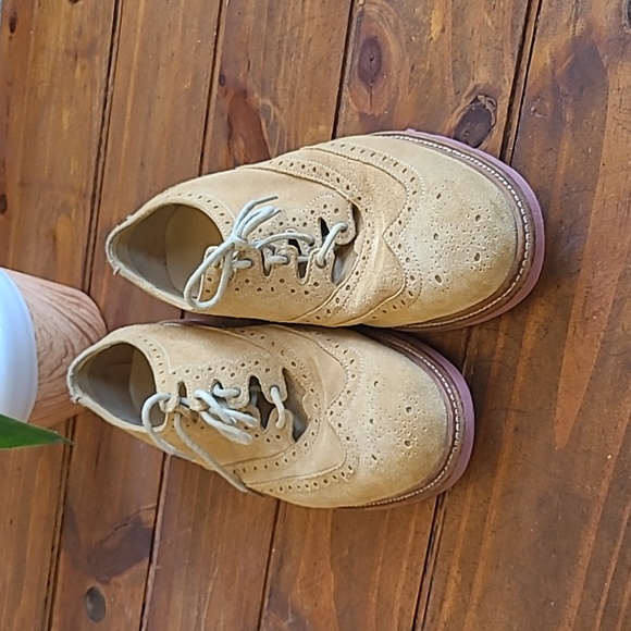 EUC Cole Haan Suede Shoes 9.5 - Picture 2 of 5